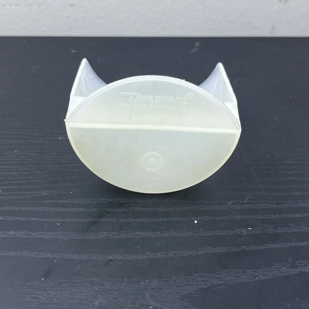 Vintage Tupperware #292-16 White Clear Rocker Hand Scoop Kitchen UtensilVintage